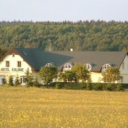 Hotel Kolonie Křivoklát Екстериор снимка