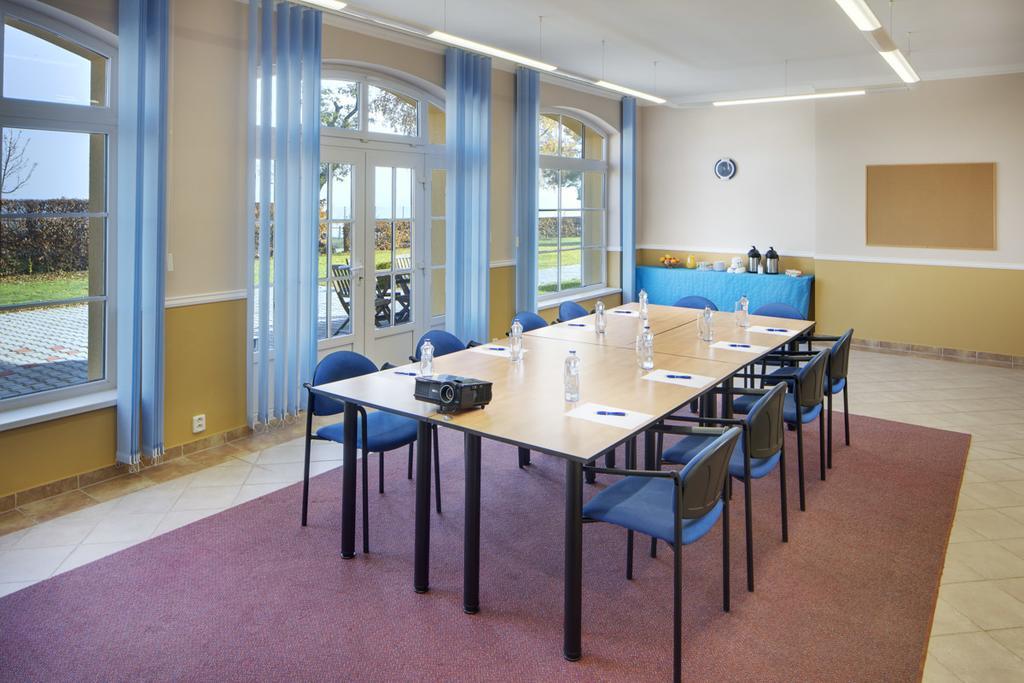 Hotel Kolonie Křivoklát Екстериор снимка